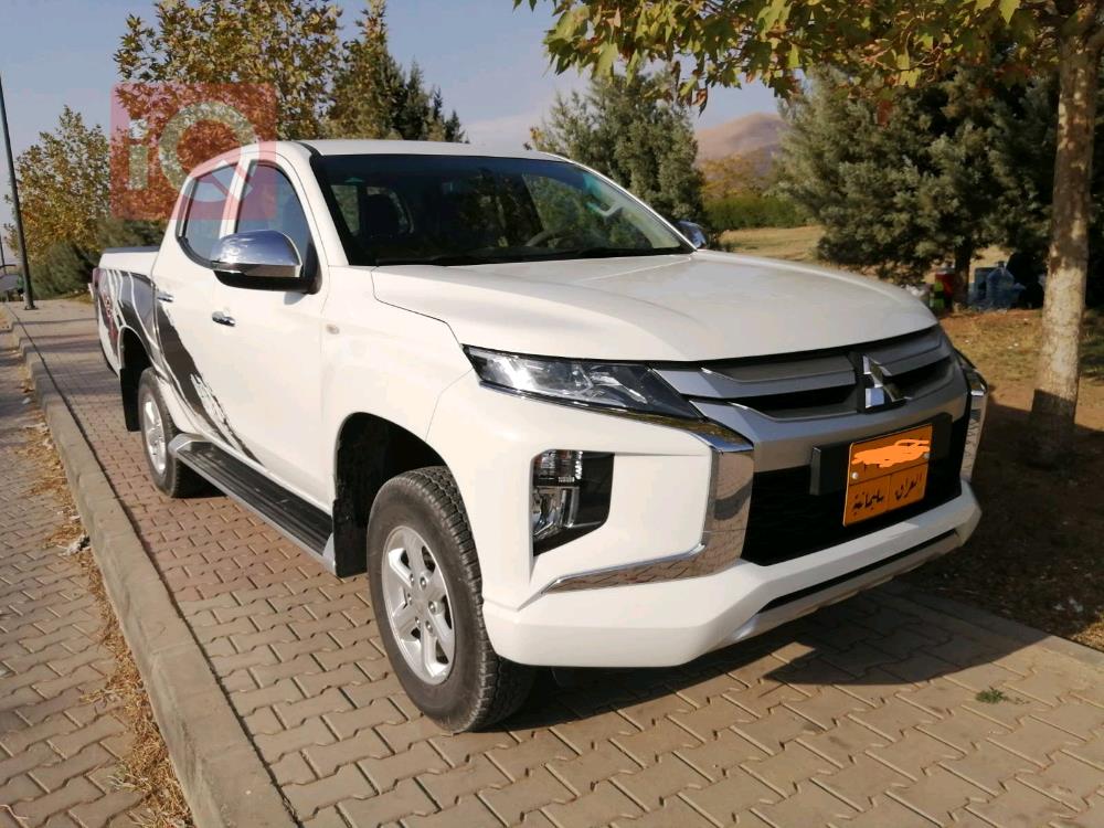 ميتسوبيشي L200